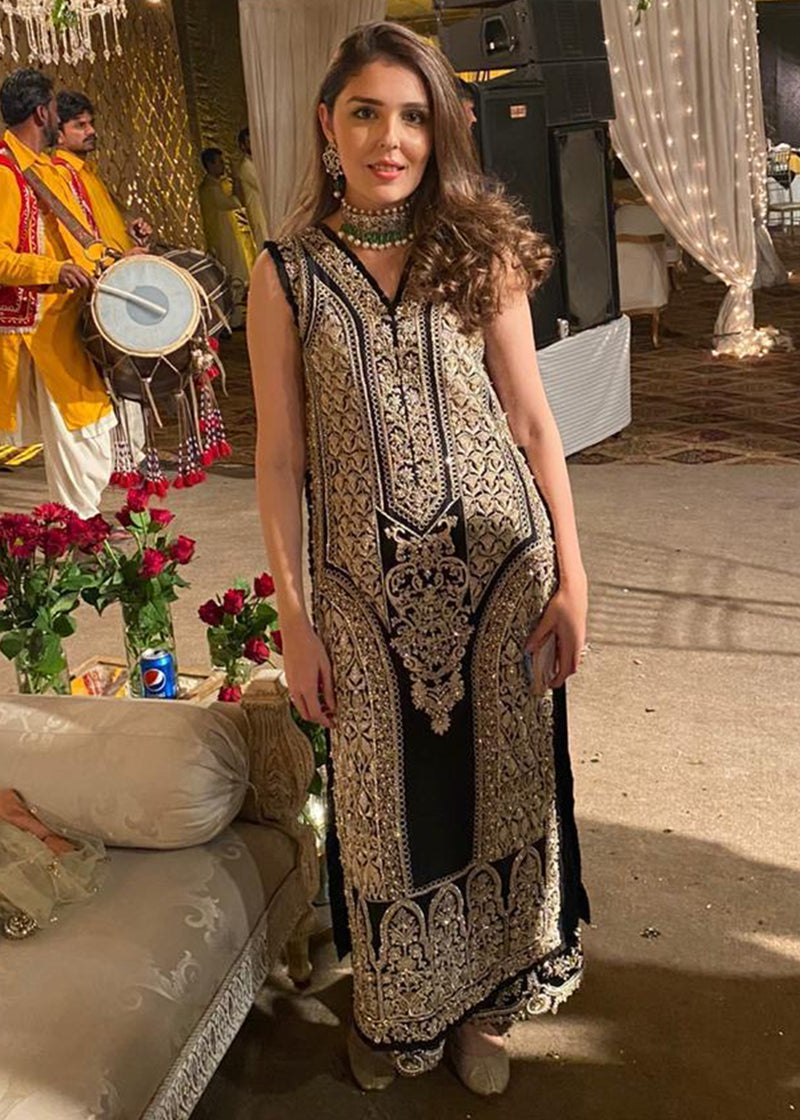 SAIRA SHAKIRA FORMALS